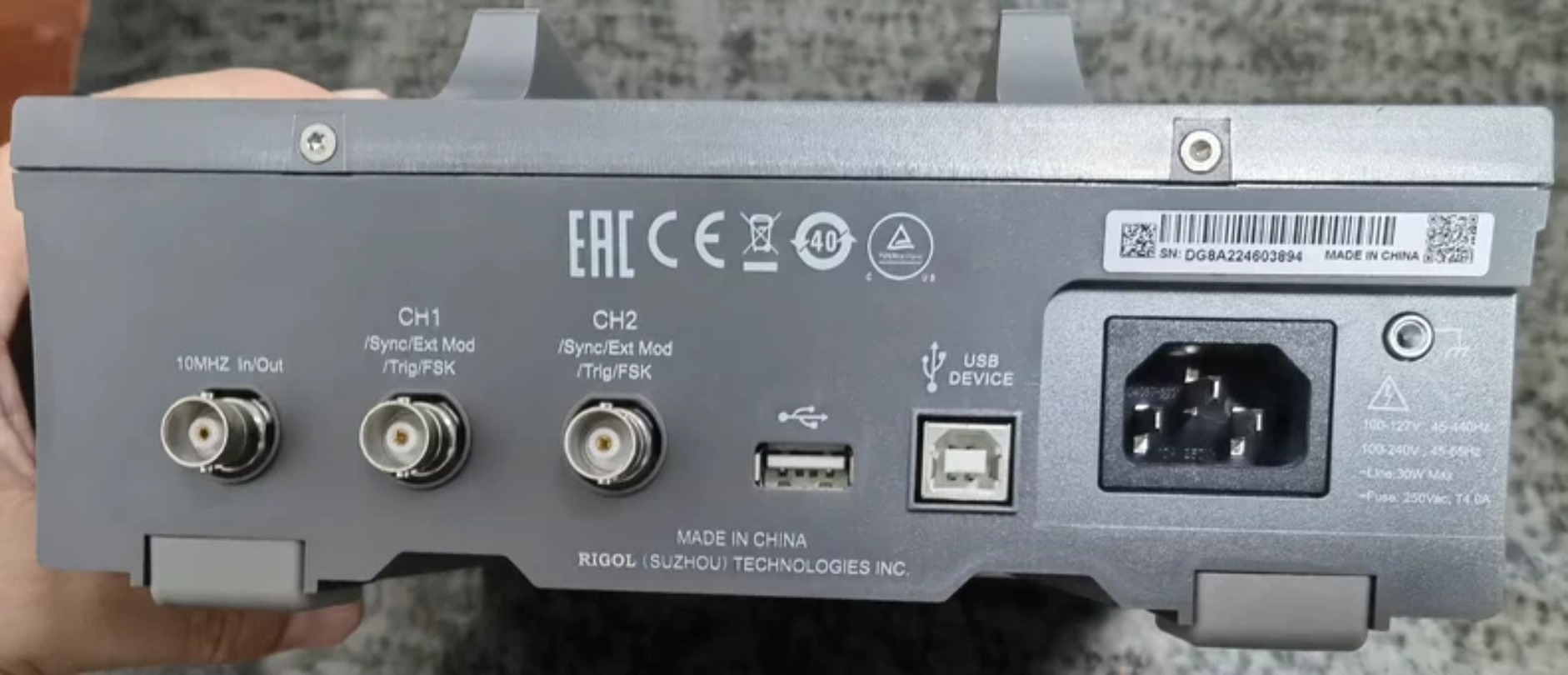 Rigol DG812 - وظيفة 10 ميجاهرت - مراجعة Function Arbitrary Waveform Generator وسعره